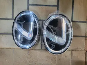 Front Grille Logo GX460