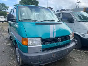 Volkswagen Transporter 2002 Green
