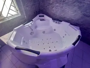Four Handles Jacuzzi