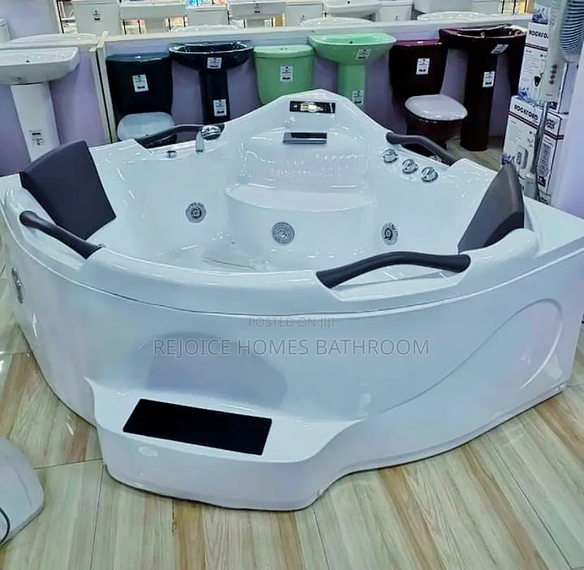 Four Handles Jacuzzi