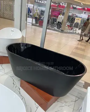 Black Freestanding Bathtub
