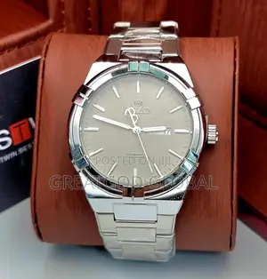 Bestwin Analog Movement Wristwatch. Silver Case