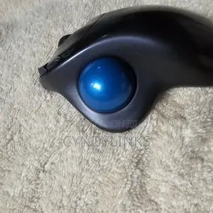 Logitech M570 Trackball Mouse
