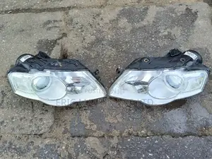 Set of Head Lamp Passat FSI 2008 Model
