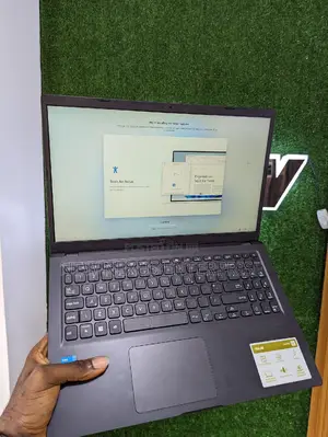Laptop Asus VivoBook 15 X505BA 8GB Intel Core I3 SSD 256GB
