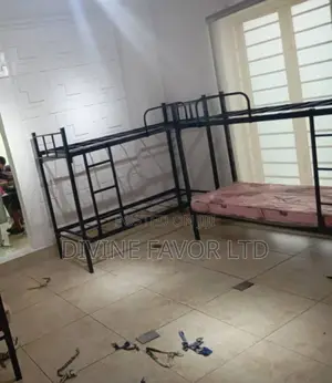 Student's Bunk Bed 6*2.5 Ft.It Is Space Economy Detachable