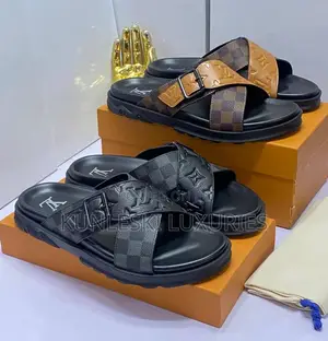 Original Louis Vuitton Men Brown Leather Slippers