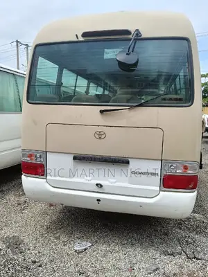 Toyota Coaster 2010 Gold