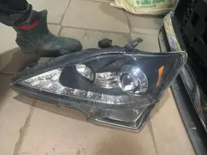 Head Light IS 250