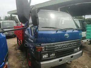 Toyota Dyna 200 Pickup Truck 4 Tyres Petrol Foreign Used