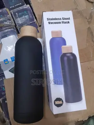 750ml Stainless Steel Flask With Bamboo Lid