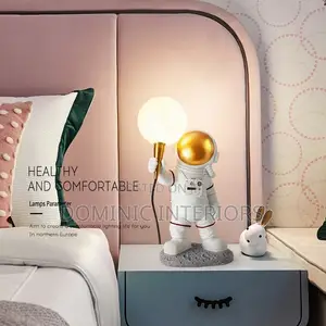 Astronaut Moon Table Lamp