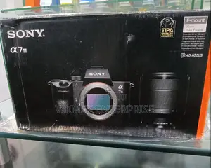 。Sony A7iii With 28-70mm