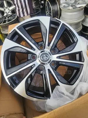Toyota Land Cruiser 20inch Rim!