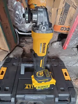 118 Volts Dewalt Angle Grinder