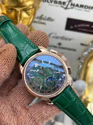 Original PATEK PHILIPPE Chronograph Green Dail Leather Watch