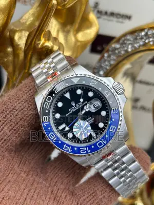 Original Rolex Oyster Perpetual Silver Chain Watch in Store