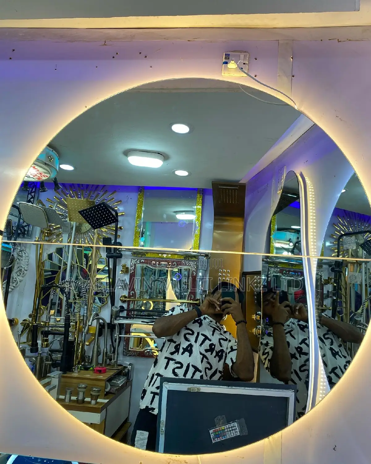 Circle Shape Mirrors With LED Lights