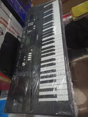 Yamaha London Used Standard 61keys Keyboard Piano