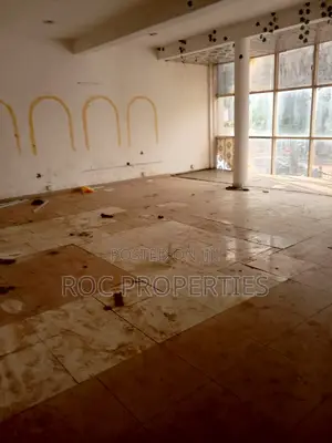 Pick Up/Office/Showroom for Rent