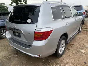 Toyota Highlander 2008 Silver
