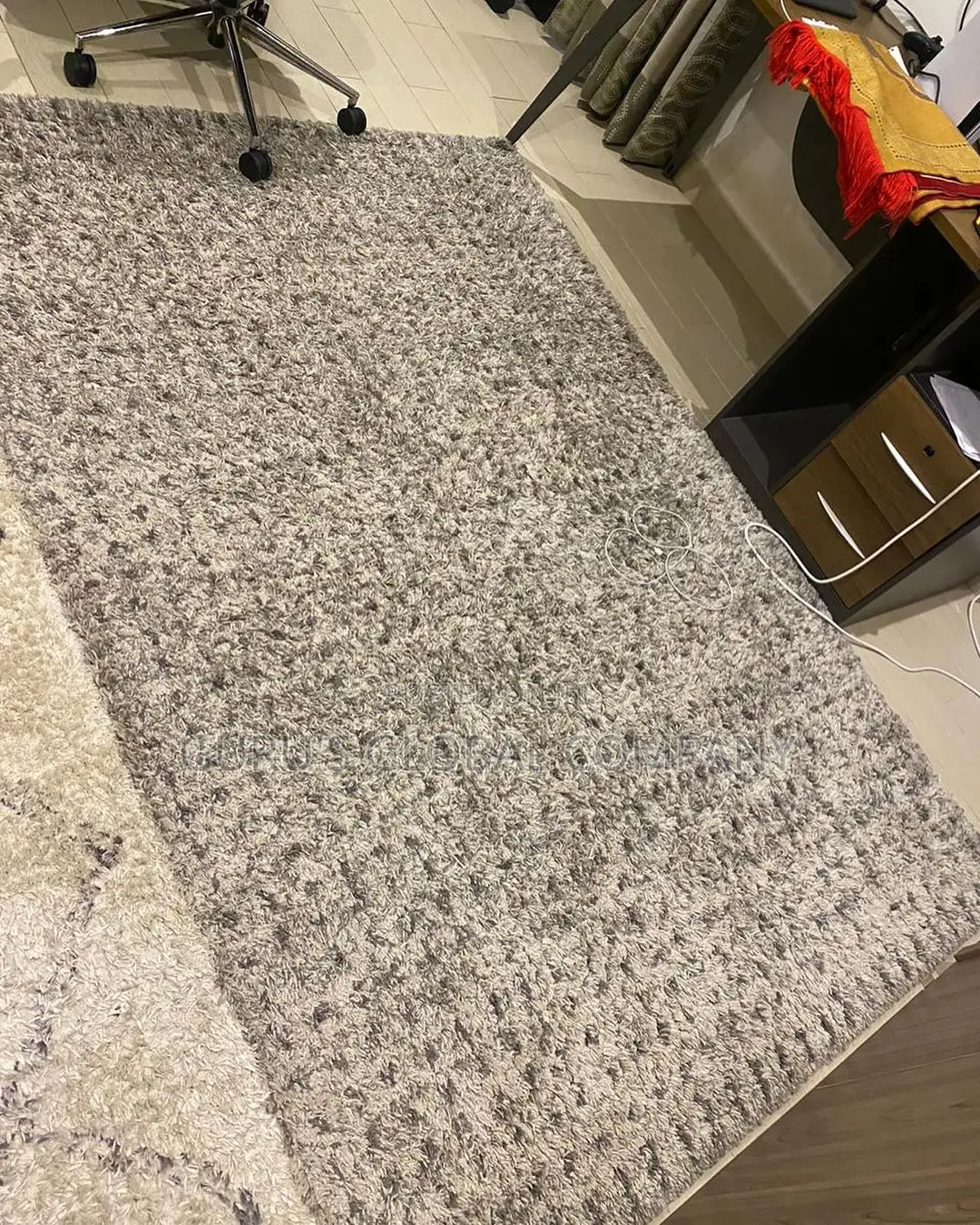 5/7 Foreign Rug