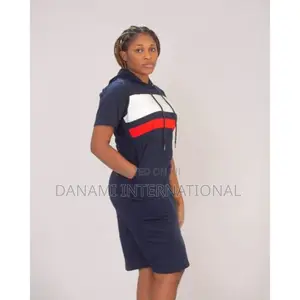 Danami White Red Navy Blue Contrast Hooded Short Gown
