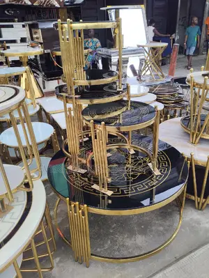 Centre Table With 3in1 Side Stools