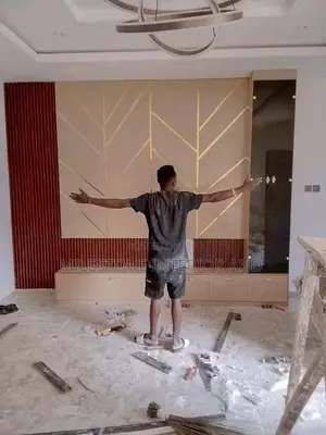 High Quality Tv Panel and Console With Tinted Glass Shelves