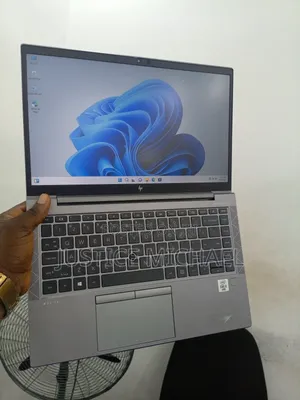 Laptop HP ZBook Firefly G8 12GB Intel Core I5 SSD 512GB