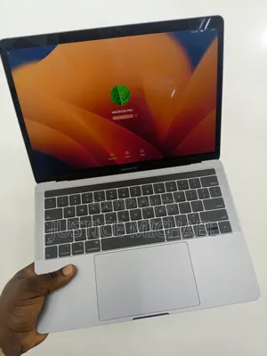 Laptop Apple MacBook Pro 2019 16GB Intel Core I7 SSD 256GB