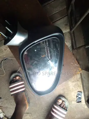 Toyota Venza Side Mirror 2012 Model