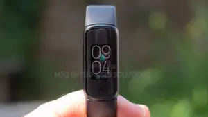 Fitbit Luxe - Fashion-Forward Fitness and Wellness Tracker