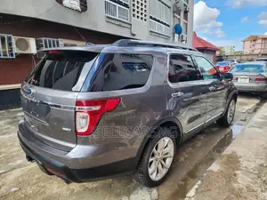 Ford Explorer 2013 Gray