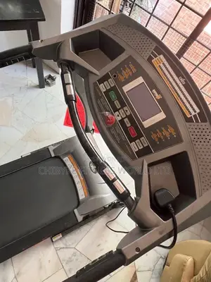 Activo 2.5hp Electric Treadmill With Mp3 Player.
