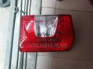 Tail Light Chrysler Town Country 2010/2012