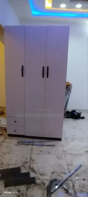 3 Door Wardrobe With Drawers