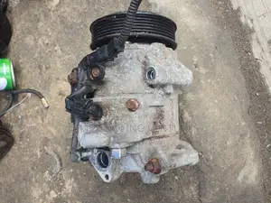 Tokunbo Ac Compressor for Toyota Camry 2014 Models 4plugs 
