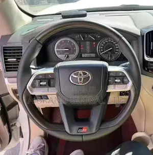 2022-2024 Toyota Landcruiser Prado Steering Wheel