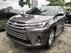 Toyota Highlander 2015 Gray