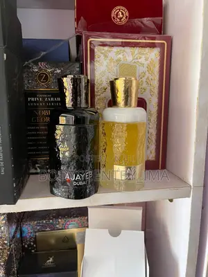 Ajayeb Dubia Perfume Black /White