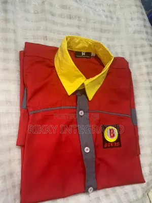 Get Your Custom Uniforms,T Shirt ,Sweat Shirt,Polo in Bulk"