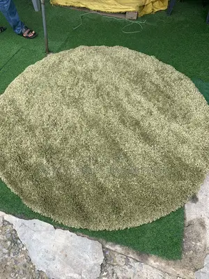 Round Wood Centre Rug