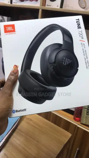 JBL Tune 720