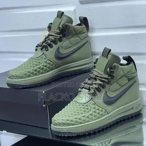Original Nike Lunar Force Duckboot Hi Cut Green Sneakers