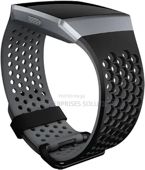 Fitbit Ionic Smartwatch in Charcoal