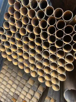 30mm Round Pipe Black