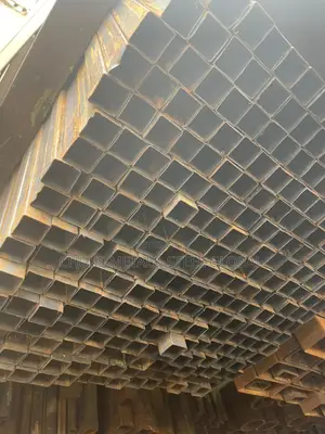 25*25 Square Pipe Black Thick