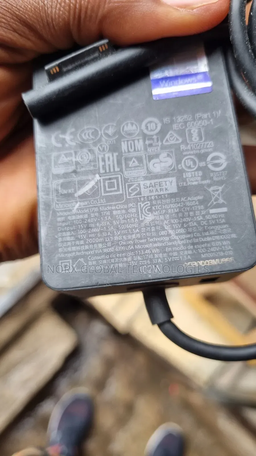 102w Microsoft Surface Charger