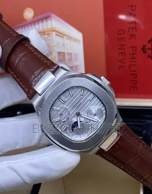 Original PATEK PHILIPPE Chronograph Brown Leather Watch